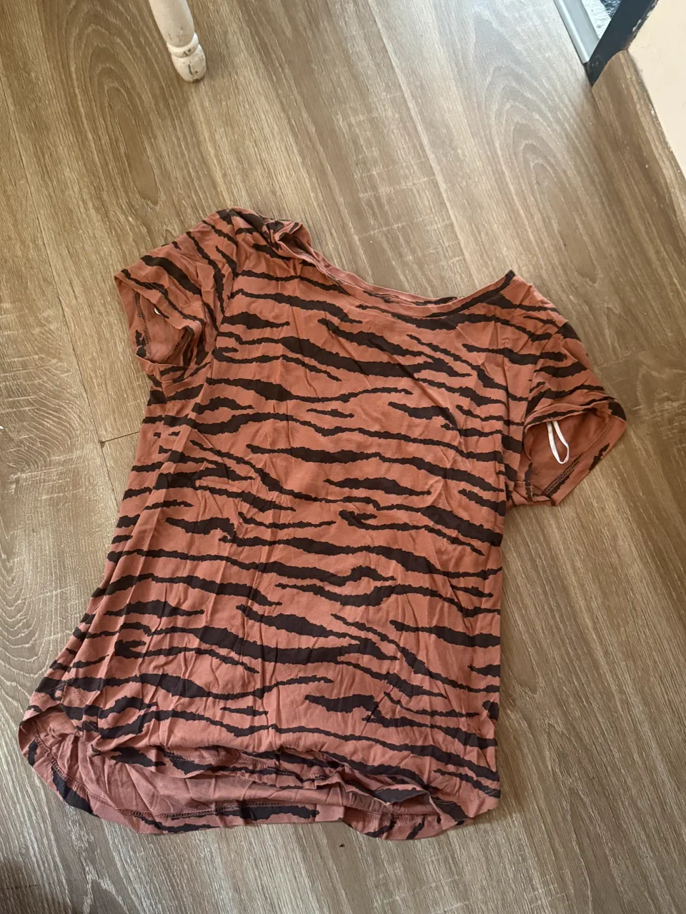Remera H&M - imagen 1