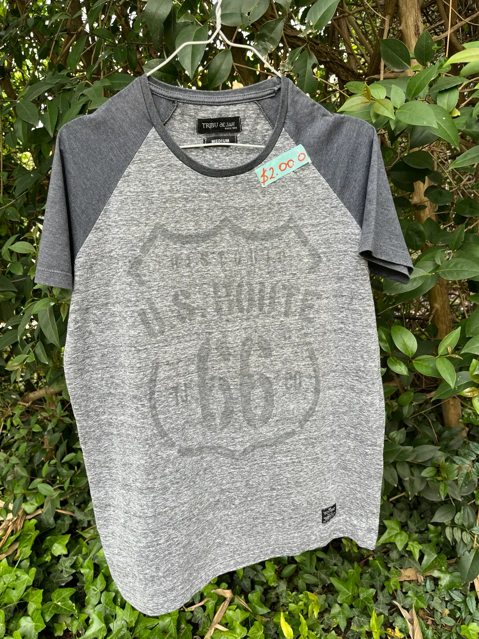 Remera Tribu de Jah · Talle M