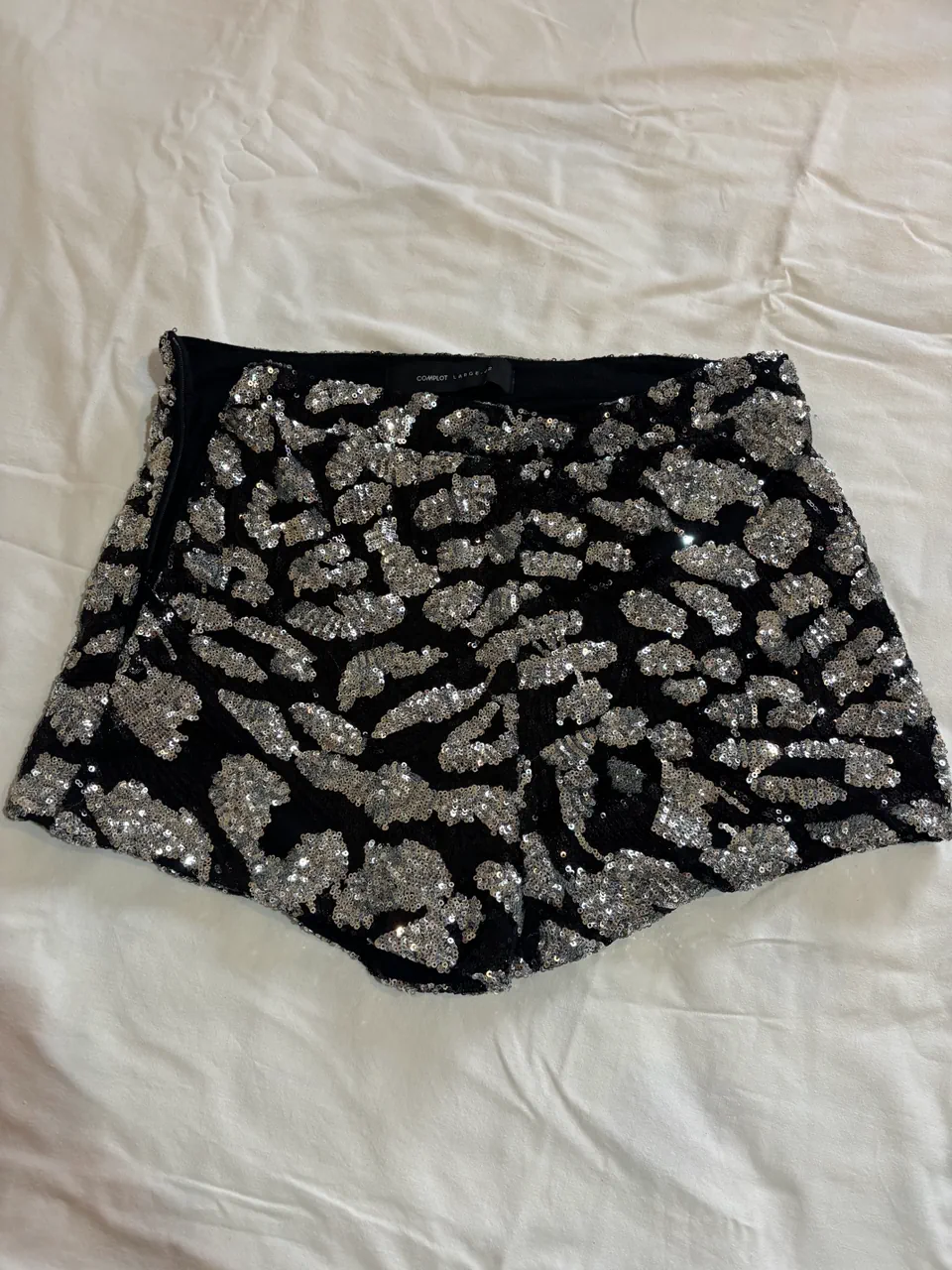 Short Complot · Talle L