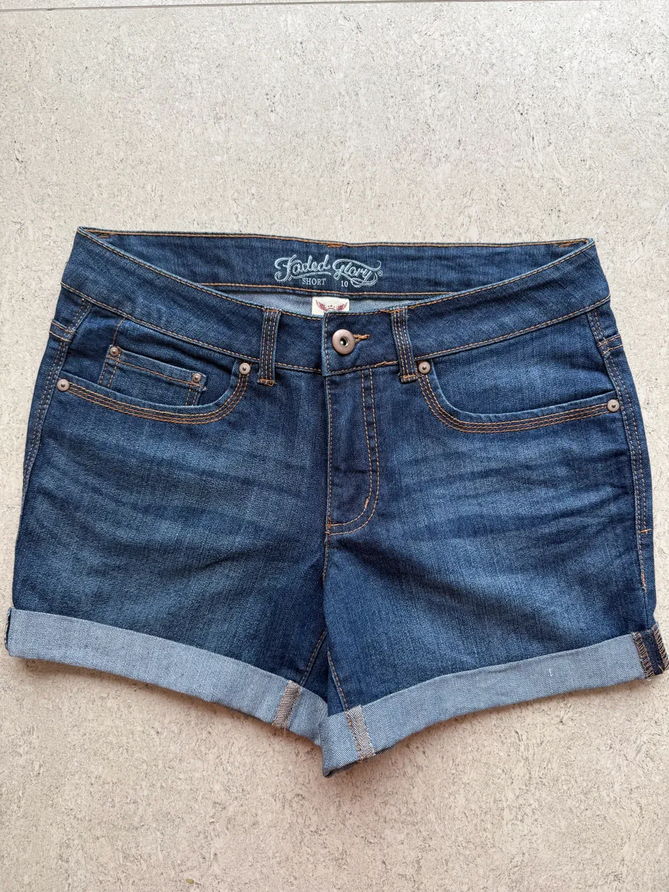 Short Faded Glory · Talle US 40