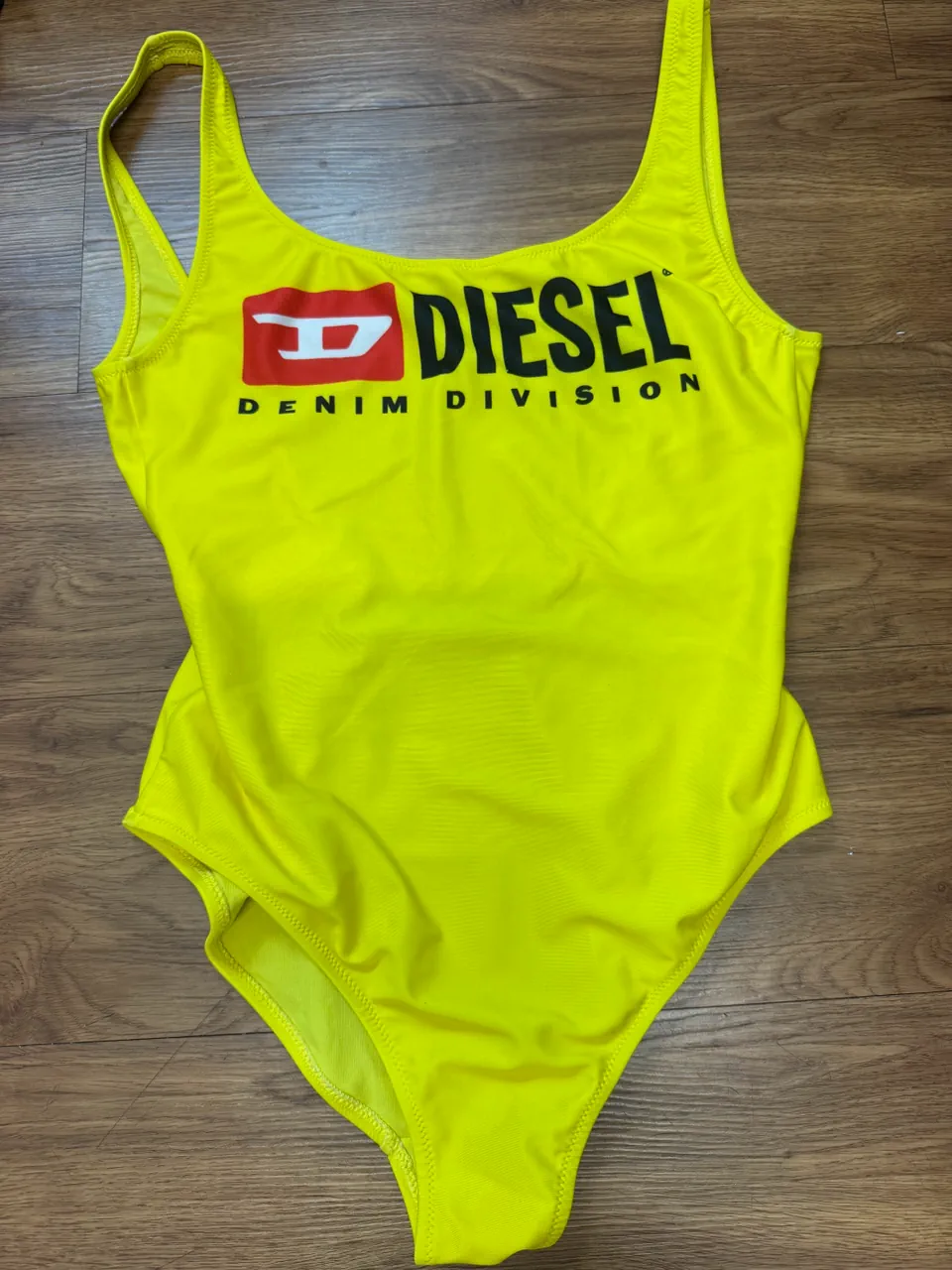 Diesel · Talle M