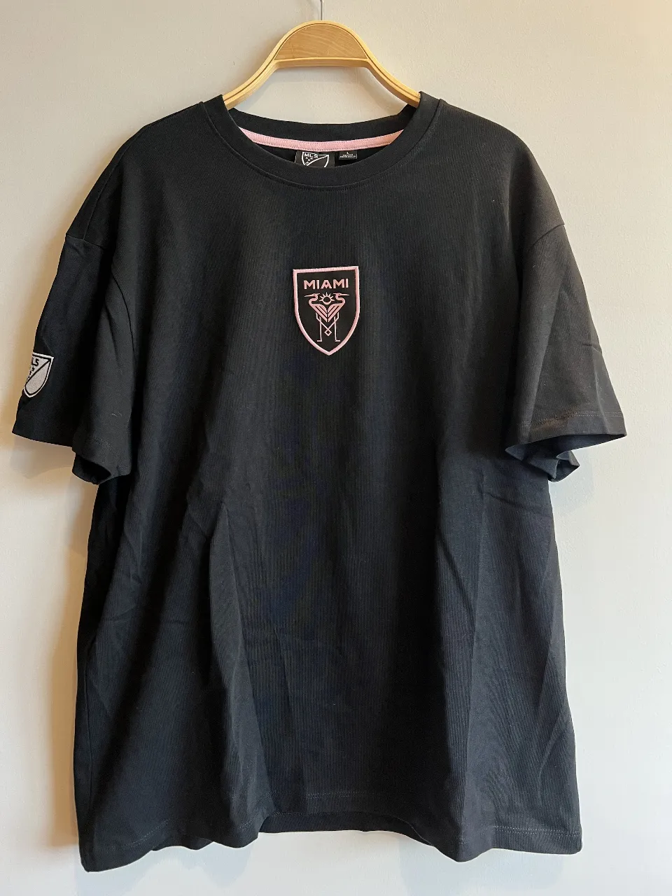 Remera Otra · Talle L