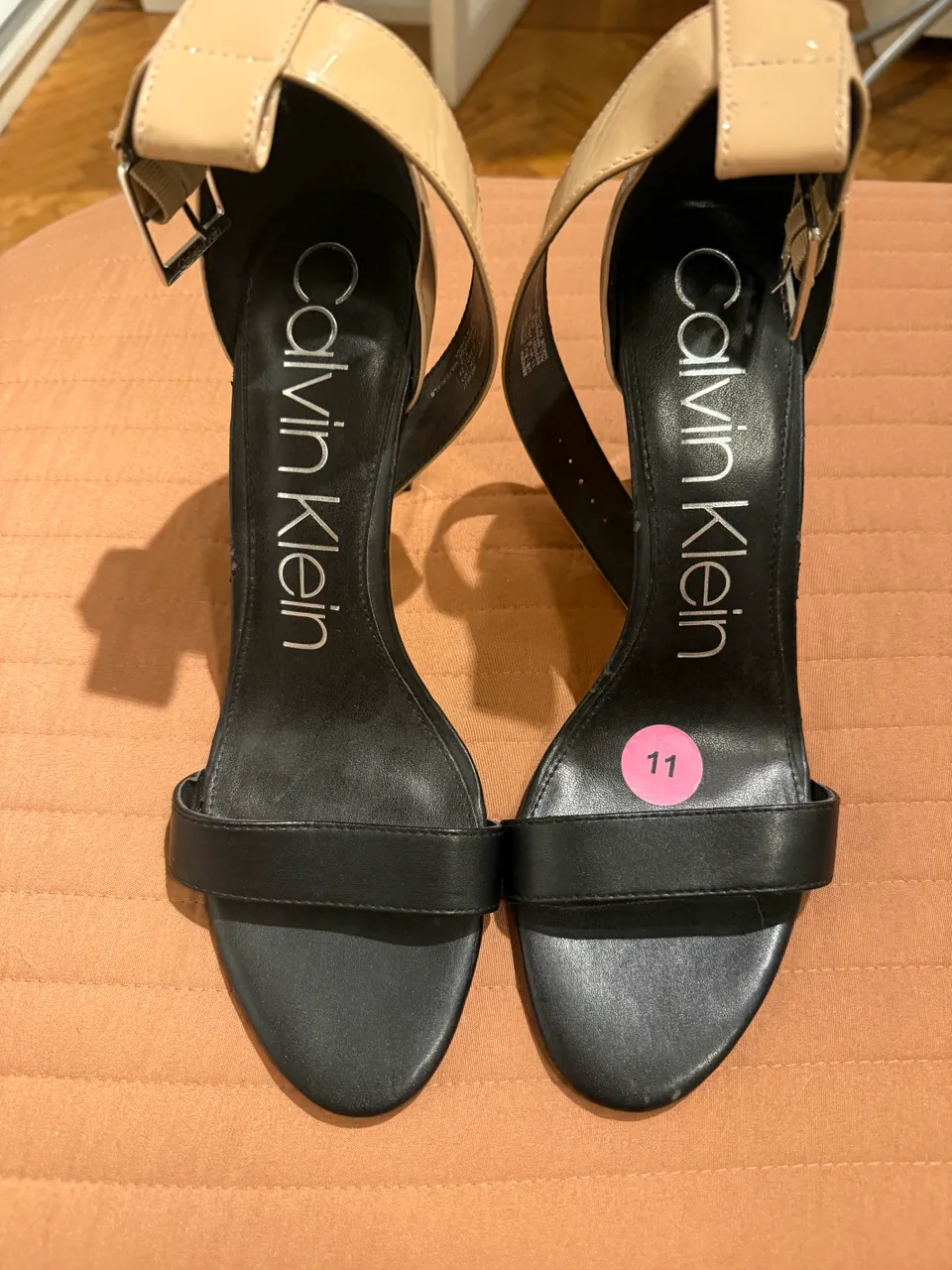 Calvin Klein · Talle US 11