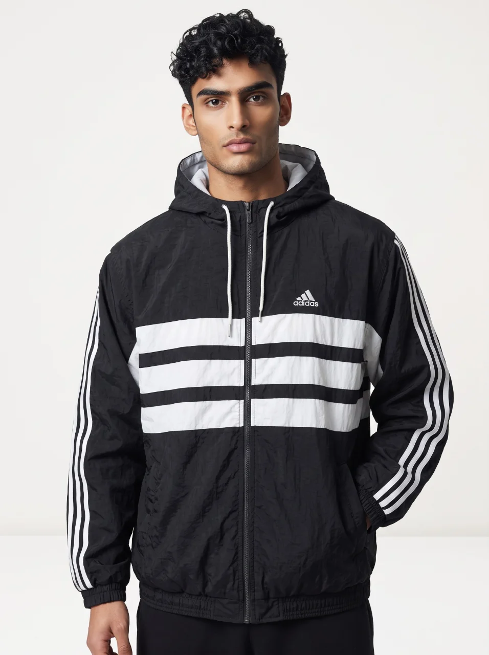 Campera adidas · Talle XL