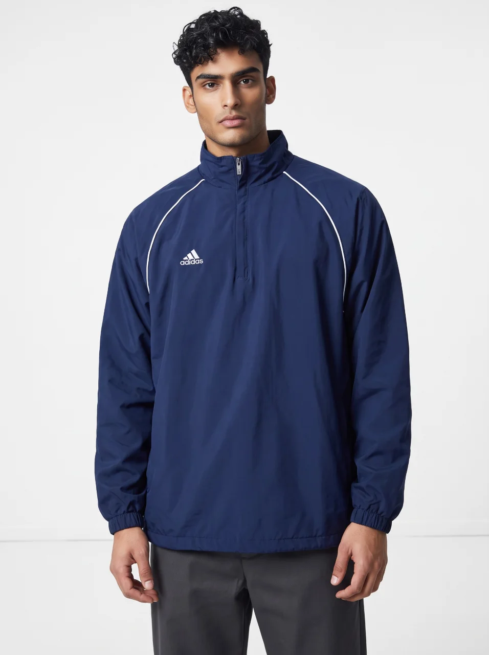 Buzo adidas · Talle M