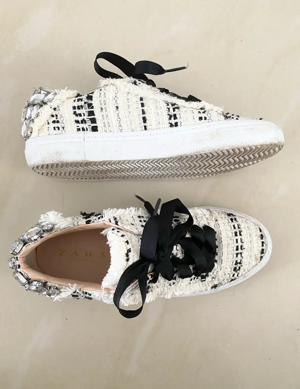 Zara · Talle AR 35