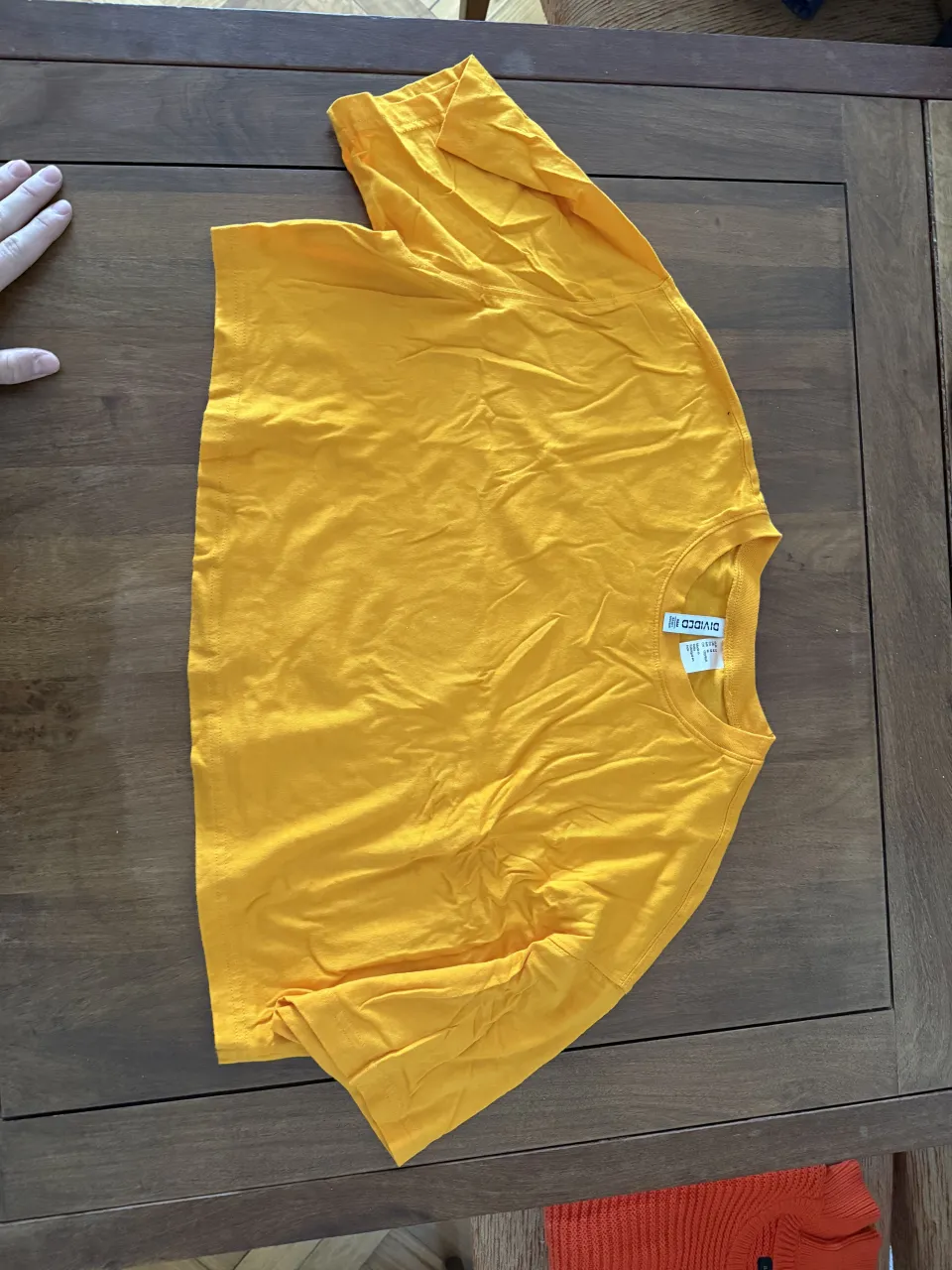 Remera H&M · Talle M