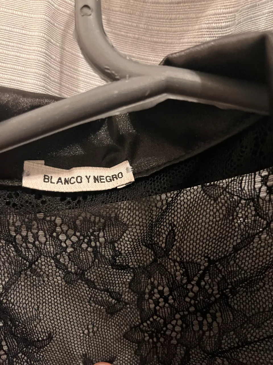 Blusa Blanco y negro - imagen 4