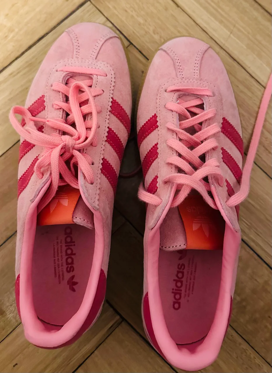 Zapatillas adidas - imagen 1