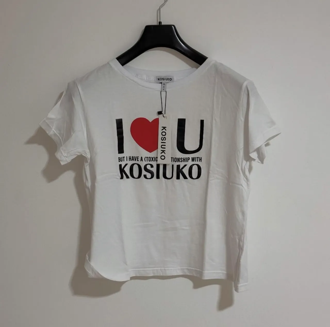 Remera Kosiuko · Talle M