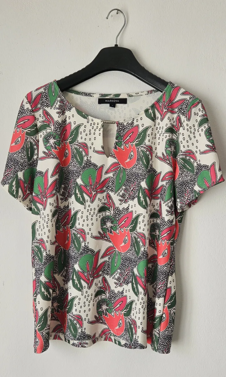 Remera Markova - imagen 1
