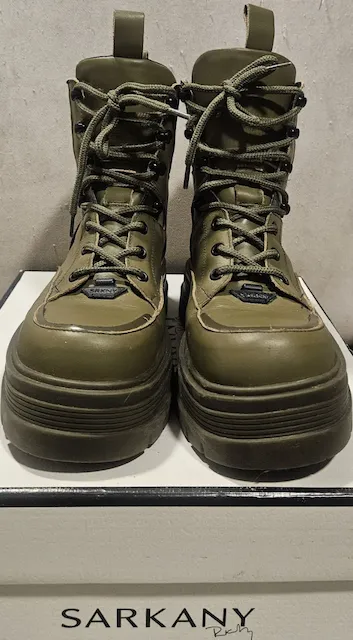 Sarkany · Talle AR 38