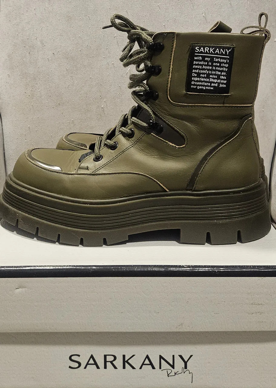 Borcegos Sarkany - imagen 2