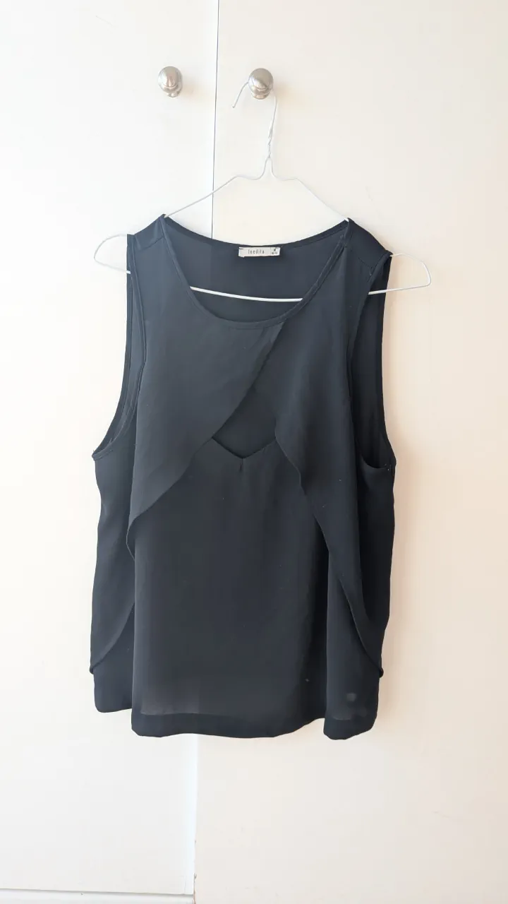 Musculosa Inedita · Talle M