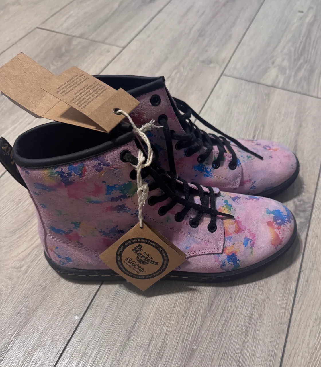 Dr. Martens · Talle AR 39