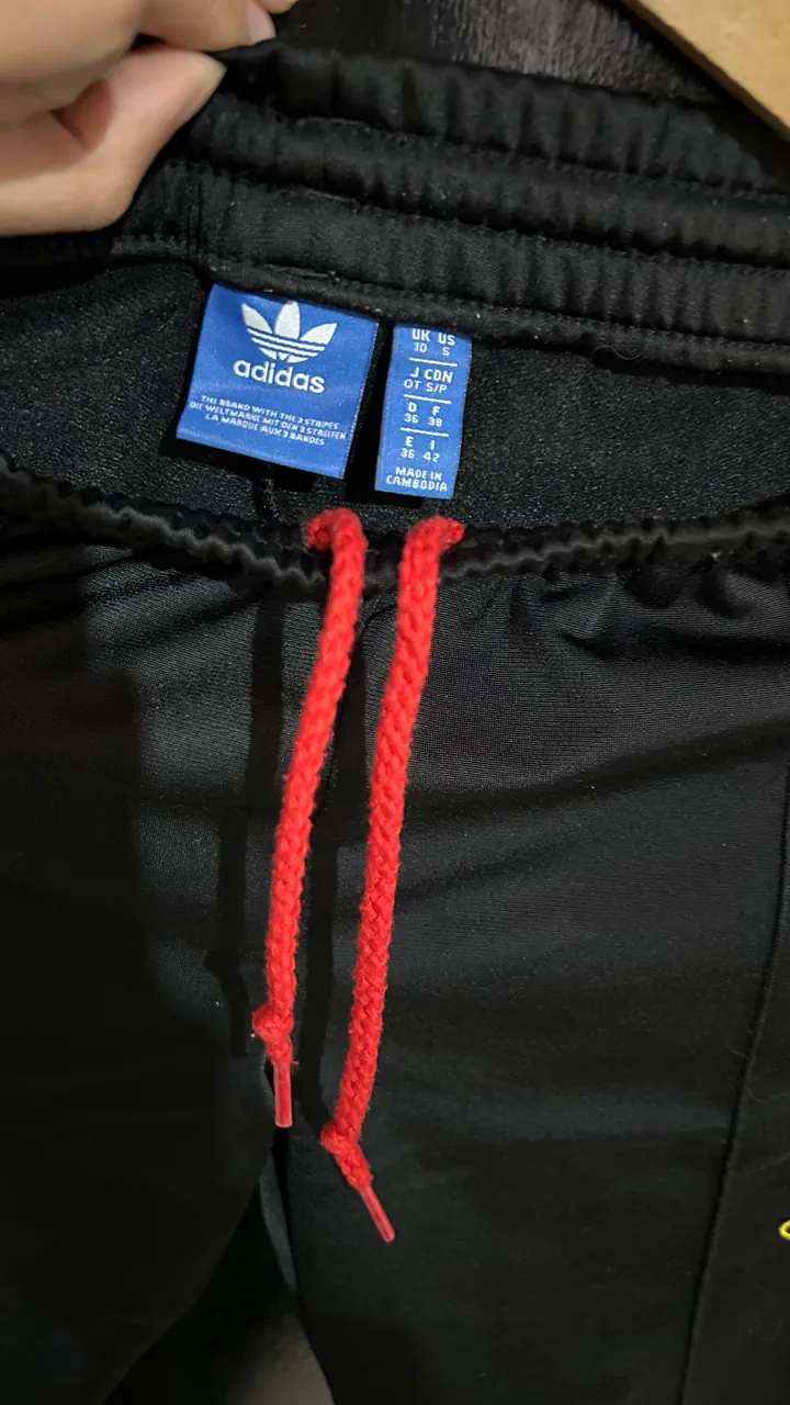 adidas · Talle S