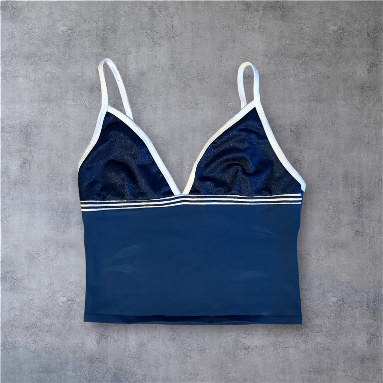 Top Urban Outfitters · Talle M