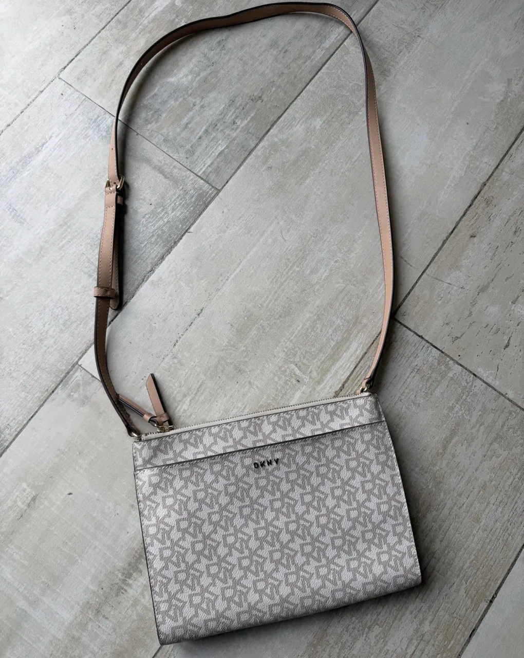 Bandolera DKNY - imagen 1