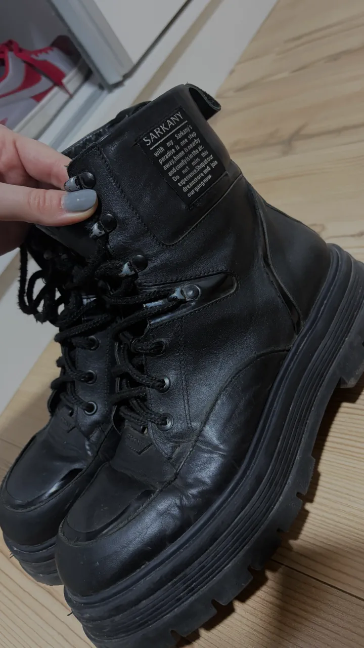 Borcegos Sarkany - imagen 1