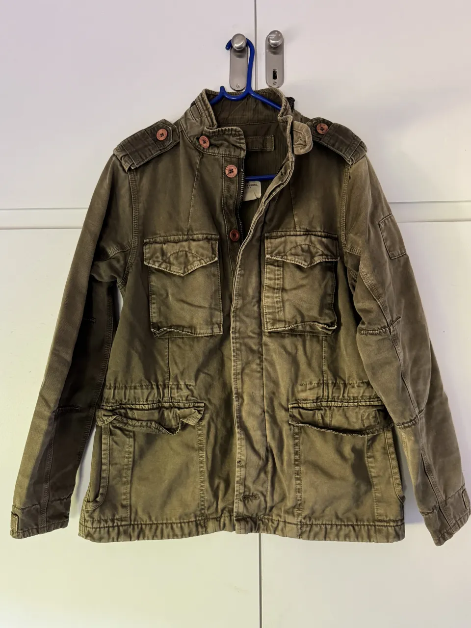 Campera Etiqueta Negra · Talle L