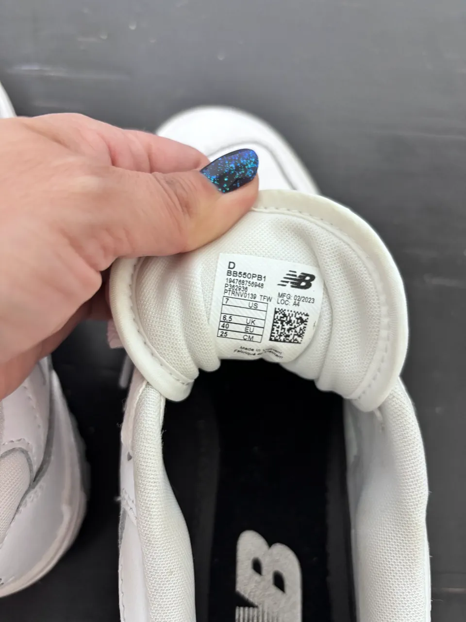 New Balance · Talle AR 39