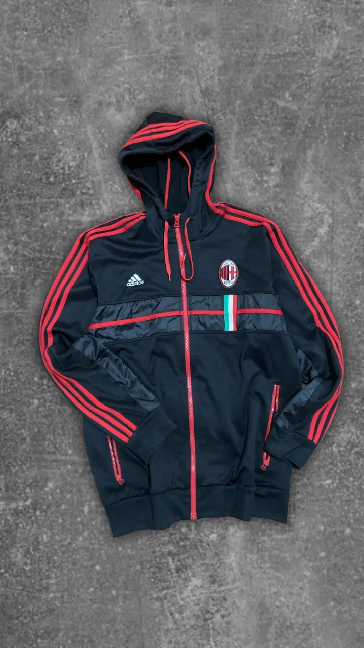 adidas · Talle L