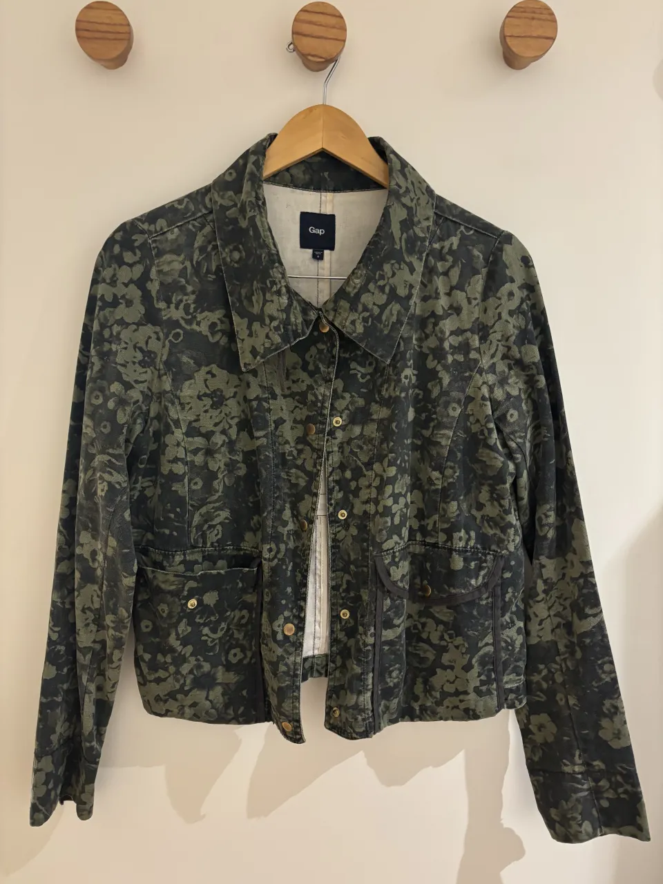 Campera GAP - imagen 1
