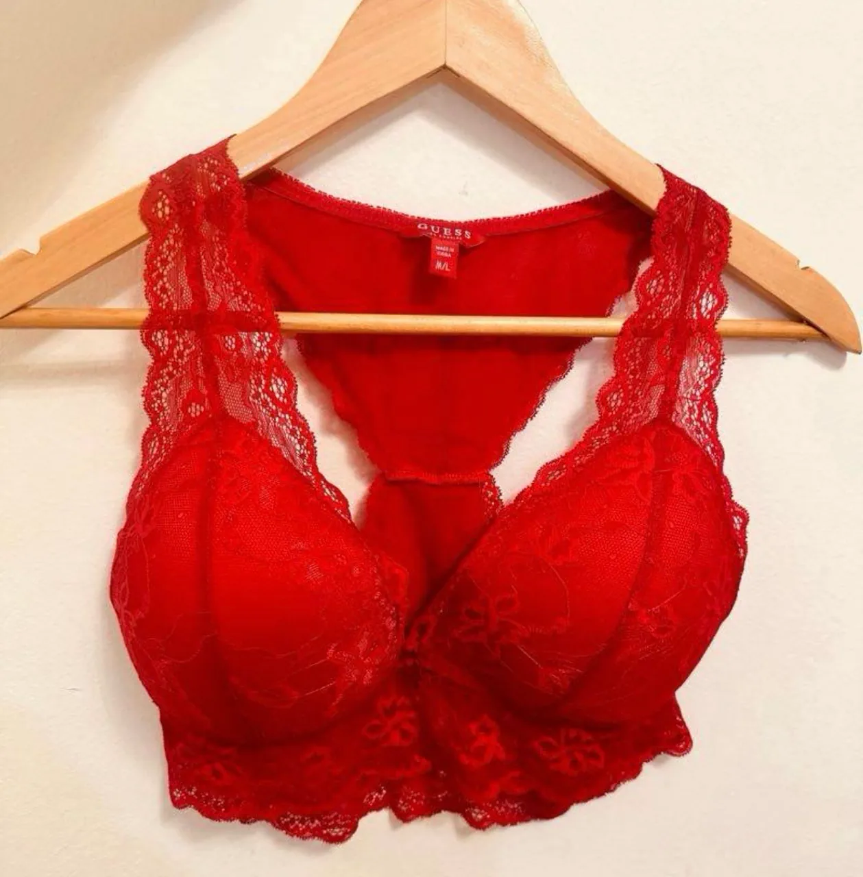 Top GUESS · Talle M