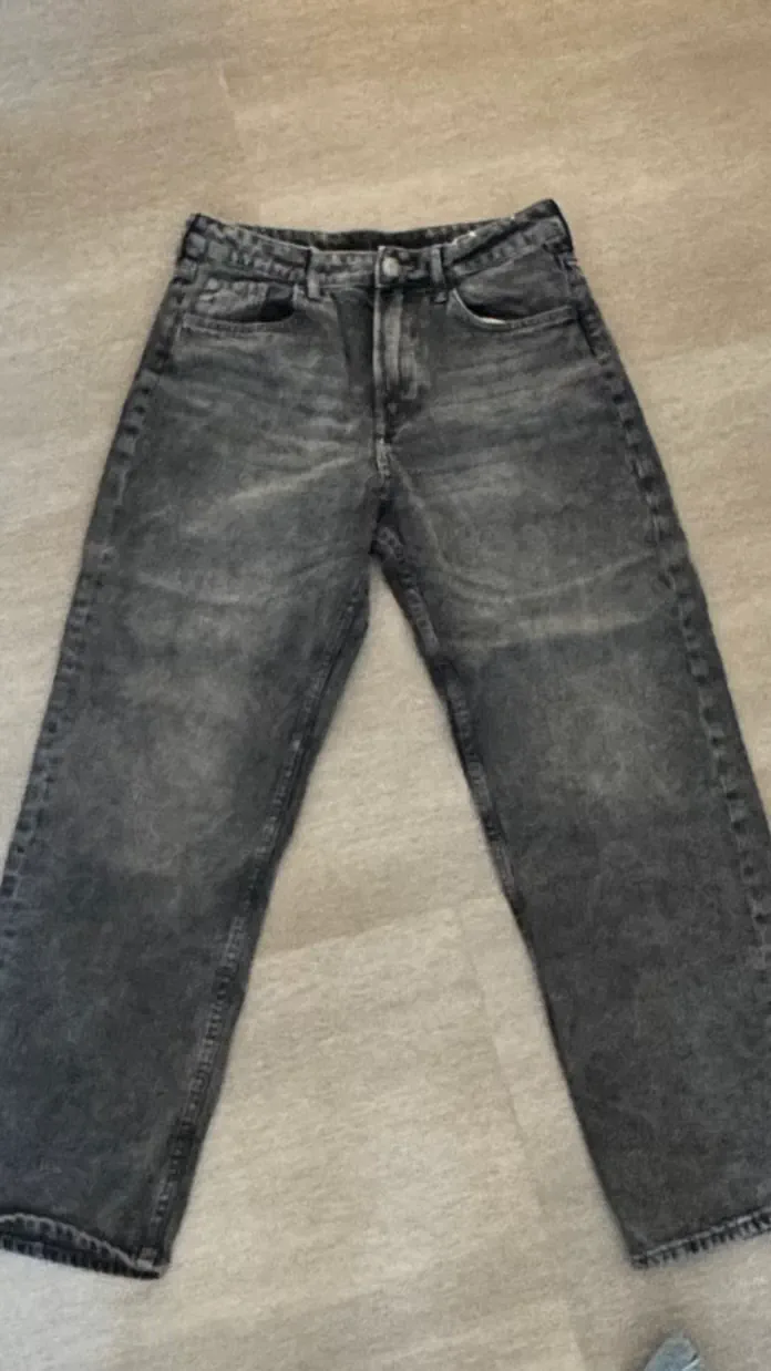 Pantalón H&M · Talle 16 años / 176 cm