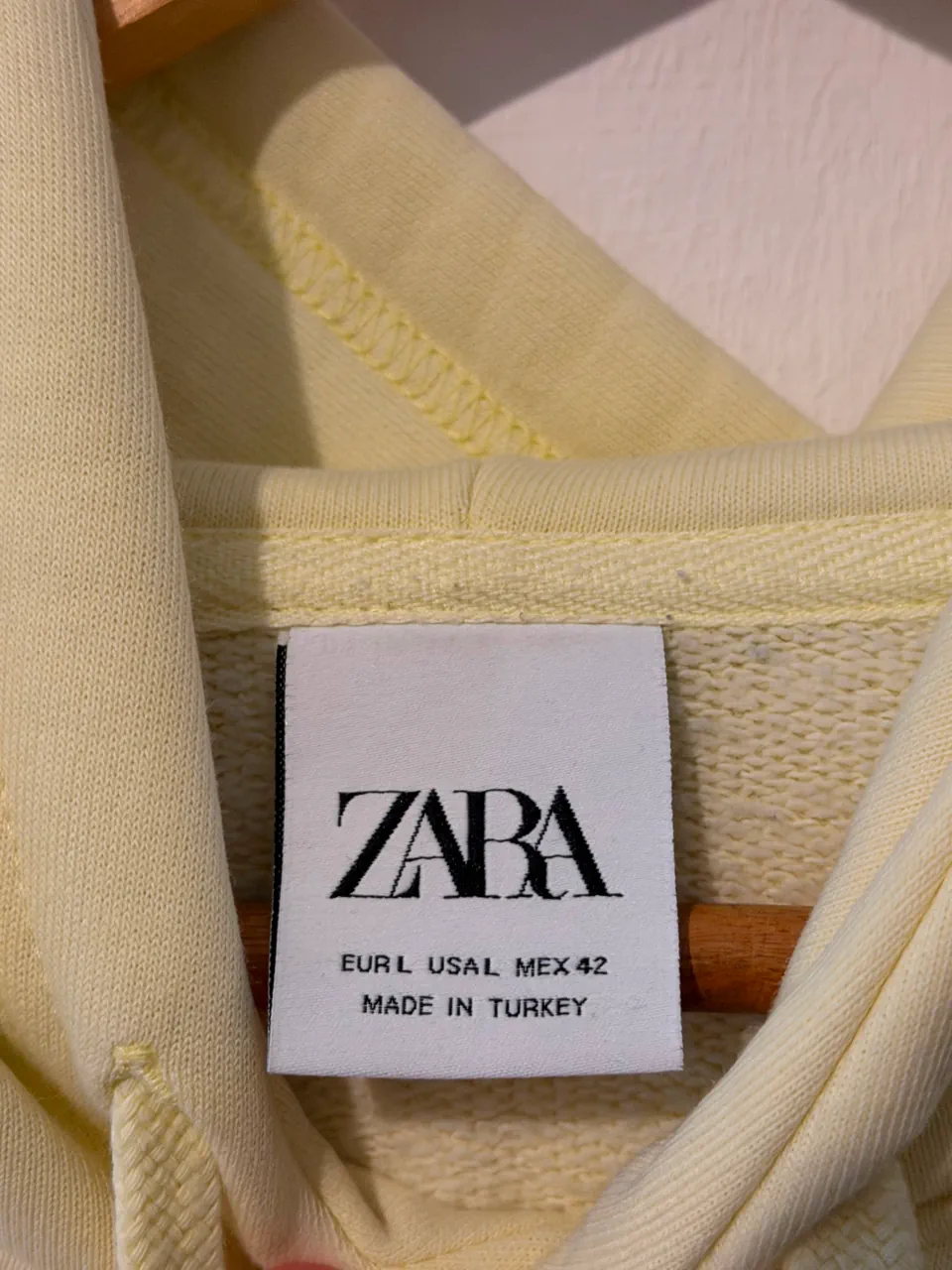 Buzo Zara - imagen 3