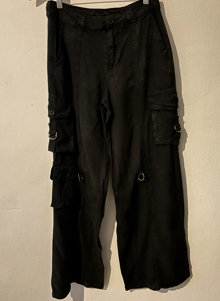 Pantalón Forever 21 · Talle S