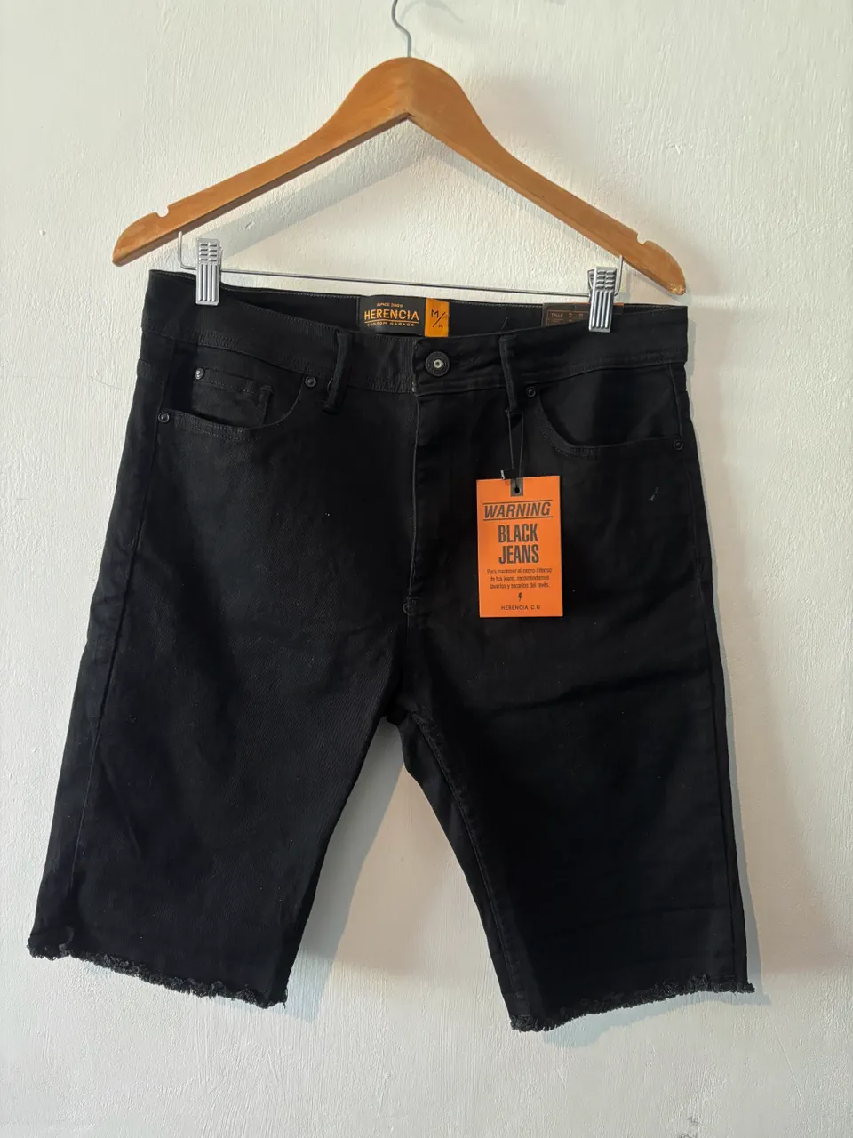 Bermuda HERENCIA ARGENTINA · Talle M