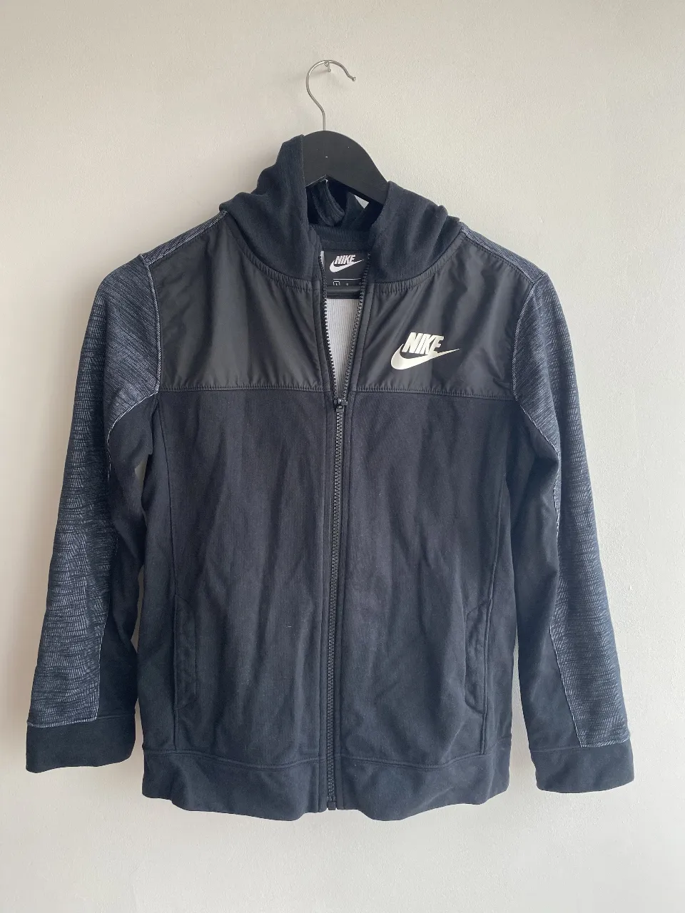 Campera Nike - imagen 1