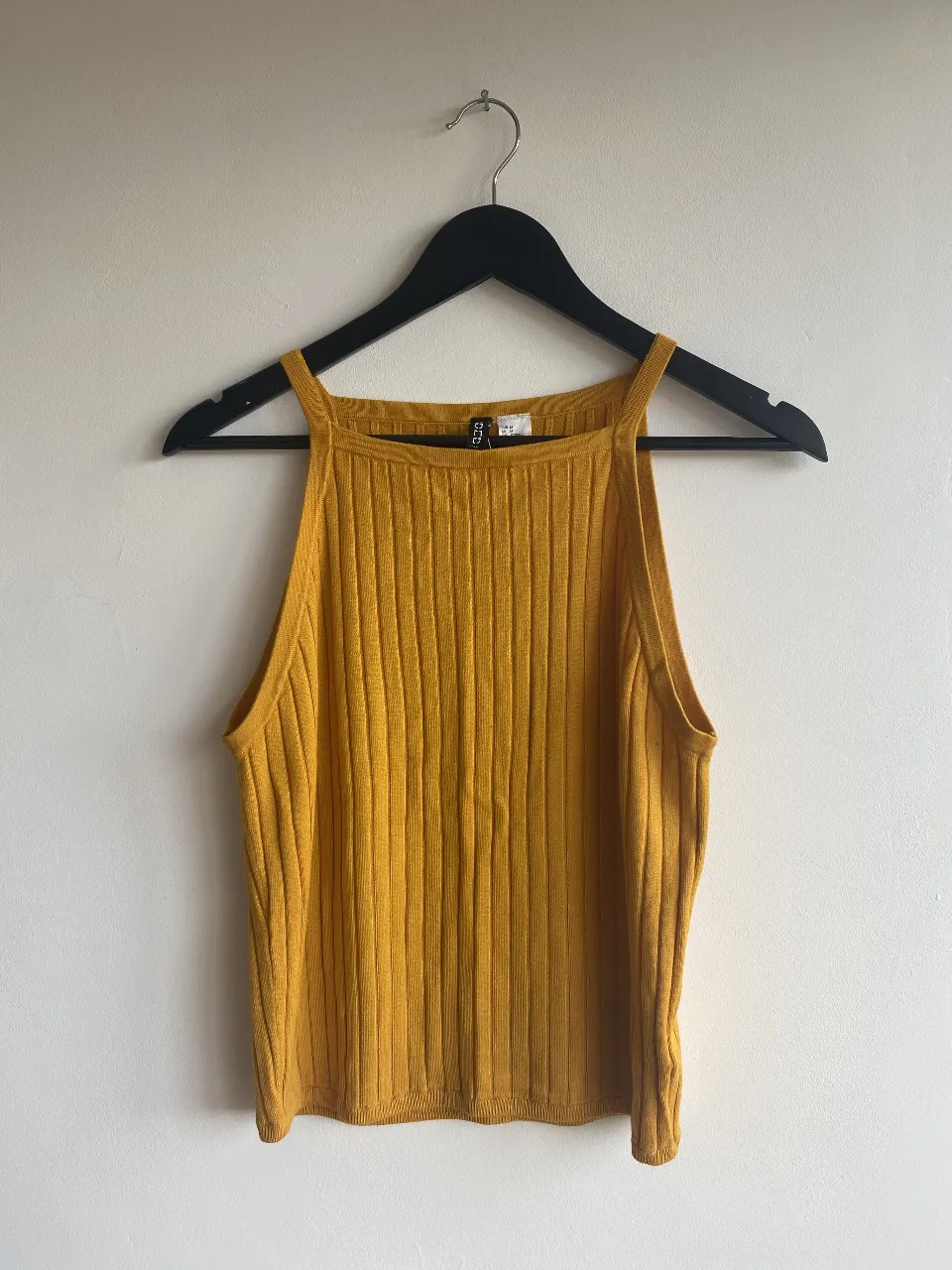 Musculosa H&M · Talle M
