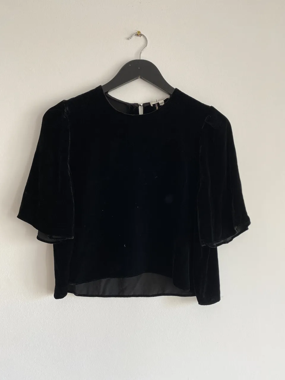 Blusa Etiqueta Negra · Talle M