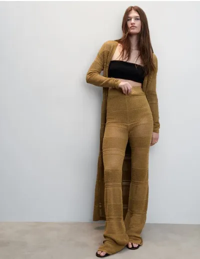 Pantalón Mango · Talle L