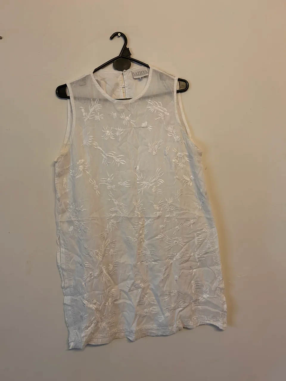 Musculosa Sathya · Talle M