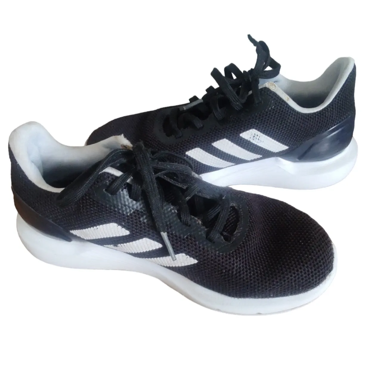 adidas · Talle AR 36