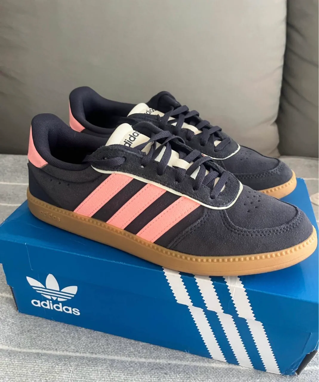 Zapatillas adidas - imagen 1