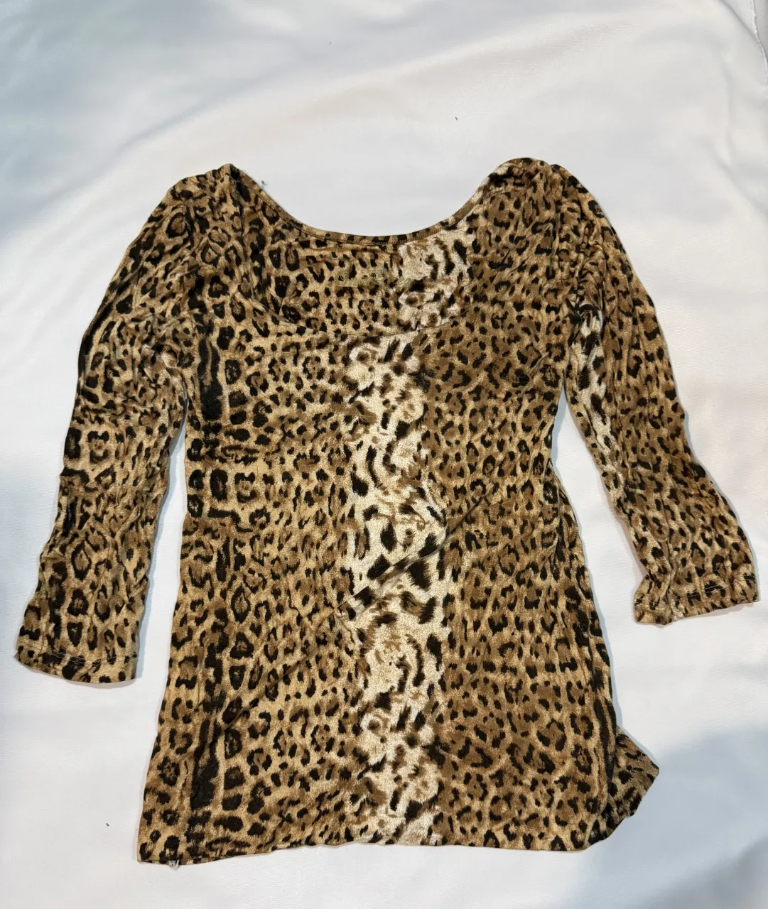 Remera Ona Saez · Talle S