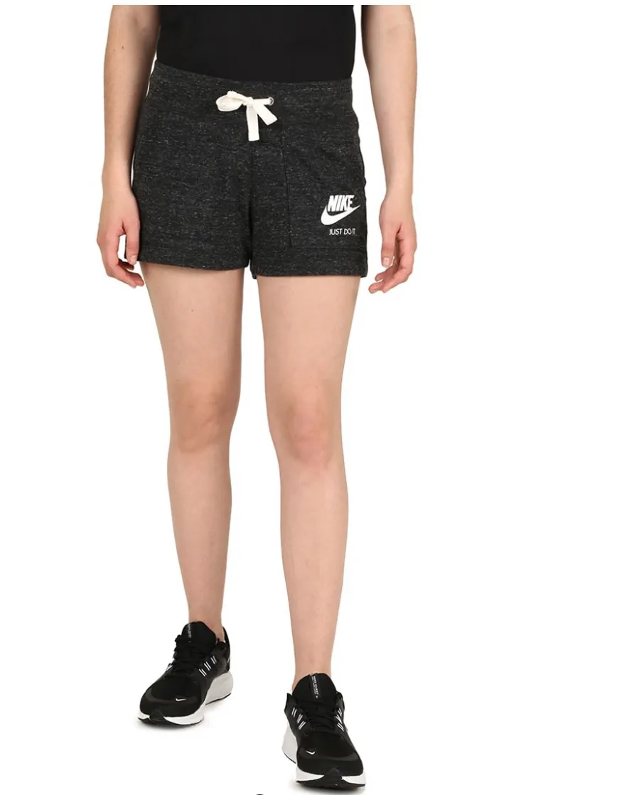 Nike · Talle M