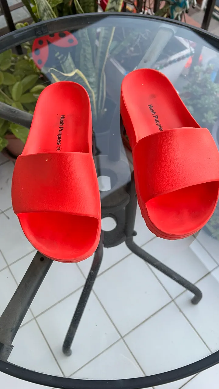 Ojotas Hush Puppies - imagen 1