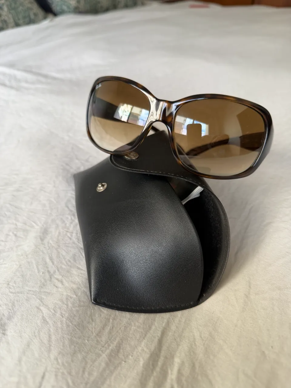 Ray-Ban