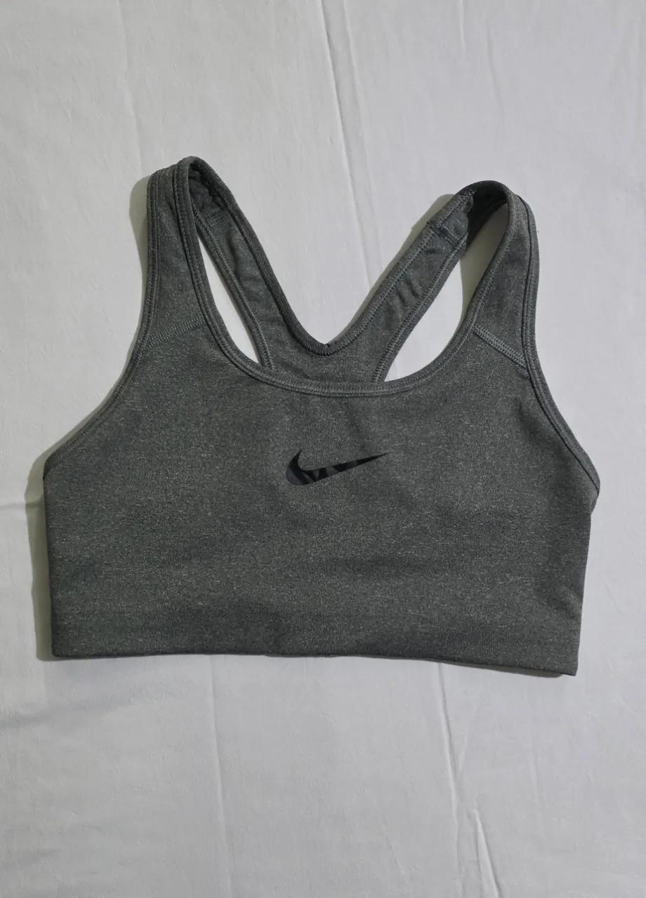 Top Nike - imagen 1