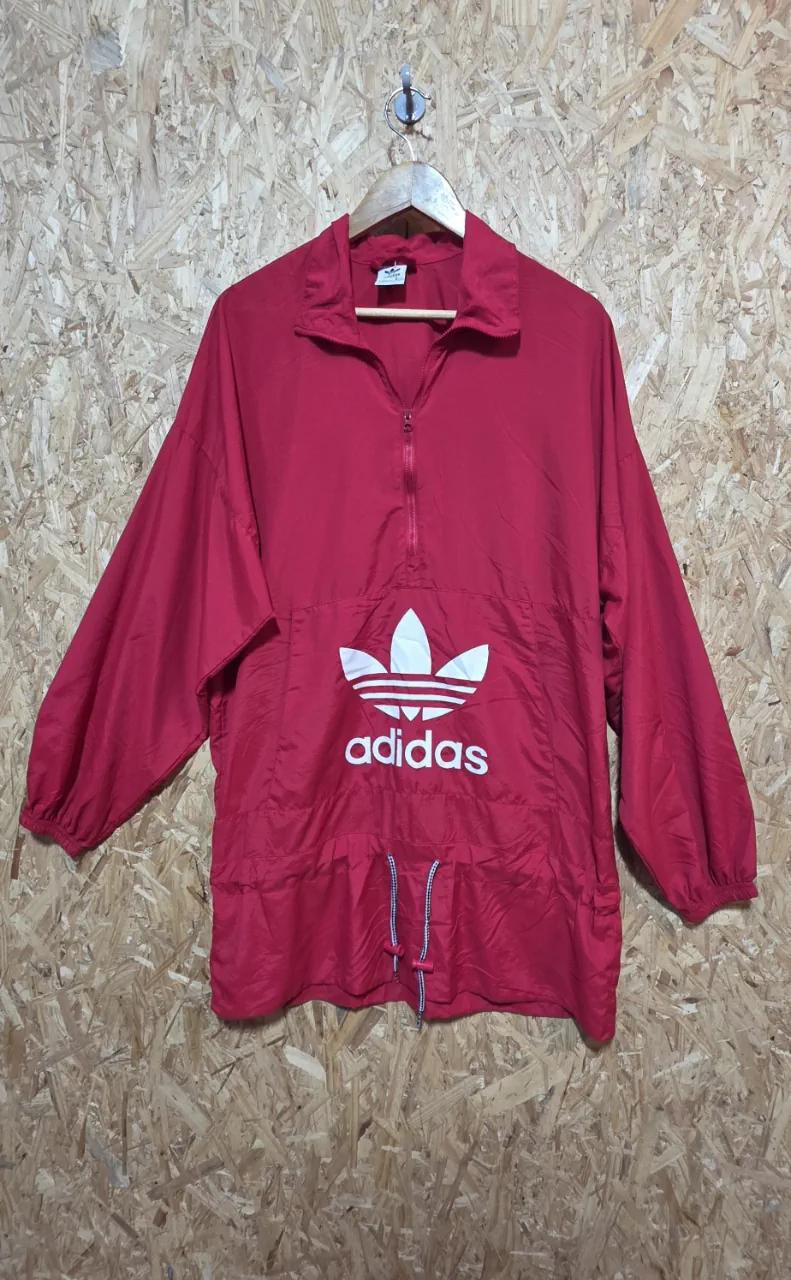 adidas · Talle M