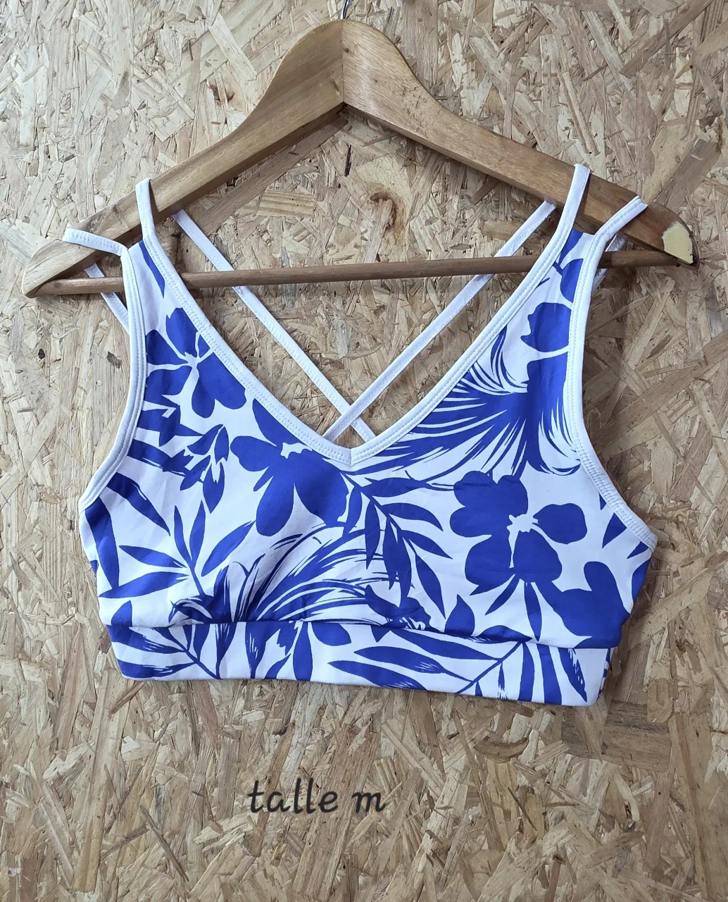 Avia · Talle M