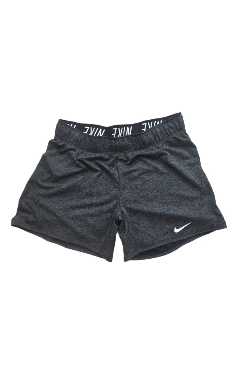 Short Nike - imagen 1