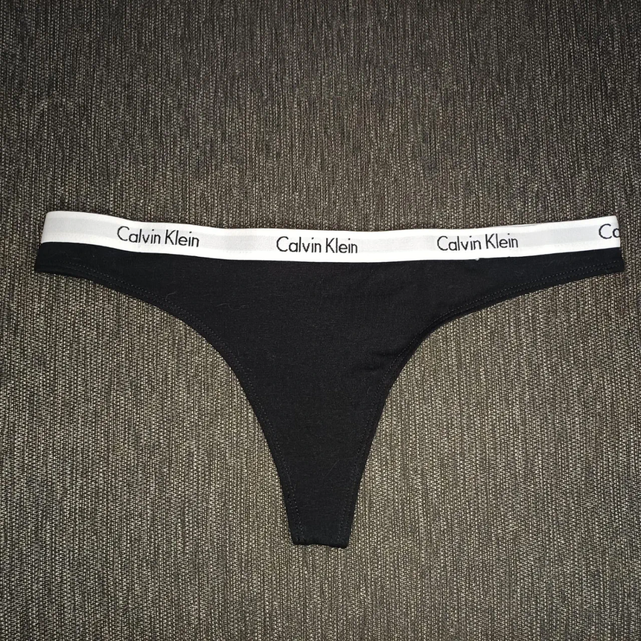 Bombacha Calvin Klein · Talle M