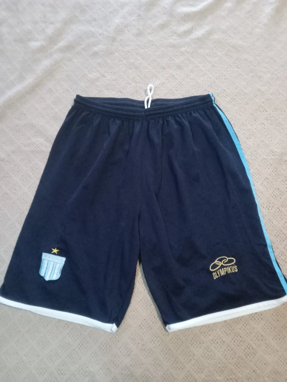 Short Olympikus · Talle L