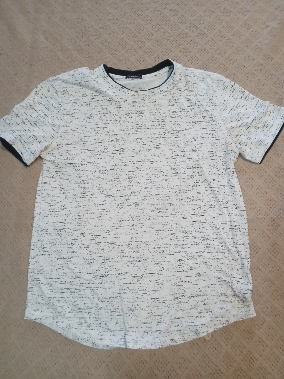 Remera Otras · Talle M